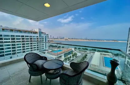 Apartment - 2 Bedrooms - 2 Bathrooms for rent in Lusail Marina Heights - Marina District - Lusail