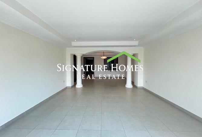 971387 - Property Image 2