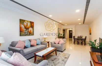 Apartment - 2 Bedrooms - 2 Bathrooms for rent in Anas Street - Fereej Bin Mahmoud North - Fereej Bin Mahmoud - Doha
