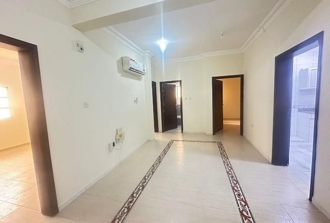 983266 - Property Image 2