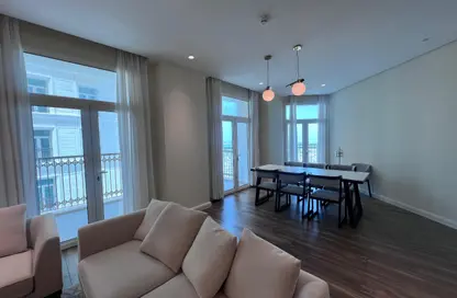 Apartment - 2 Bedrooms - 4 Bathrooms for rent in Floresta Gardens - Floresta Gardens - The Pearl Island - Doha