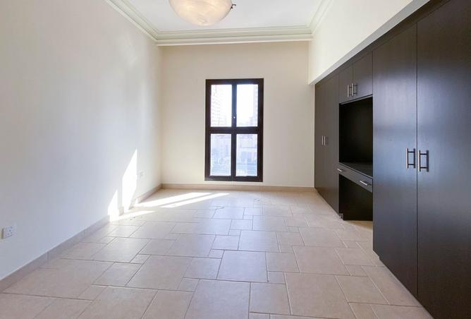 974808 - Property Image 3