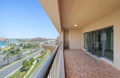 Apartment - 2 Bedrooms - 3 Bathrooms for rent in East Porto Drive - Porto Arabia - The Pearl Island - Doha