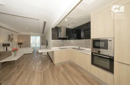 Kitchen image for: Apartment - 1 Bathroom for rent in Tower 6 - Viva Bahriyah - The Pearl Island - Doha, Image 1