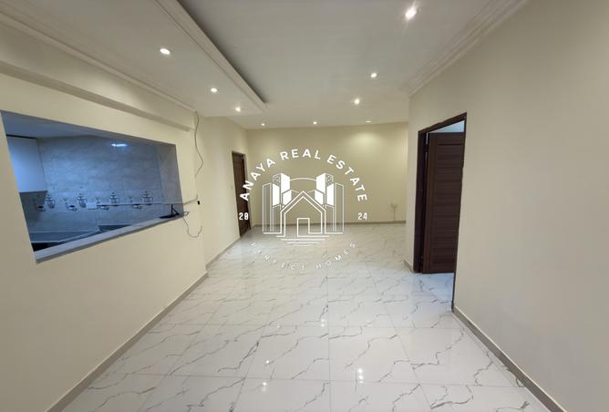 1004415 - Property Image 3