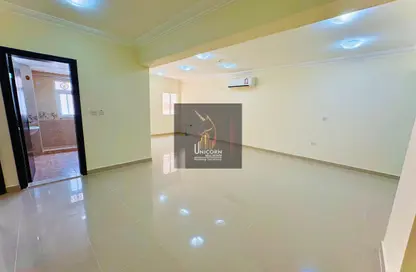 Apartment - 1 Bedroom - 1 Bathroom for rent in Al Aqaria Tower - Old Salata - Salata - Doha