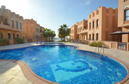 مجمع سكني - 6 غرف نوم - 7 حمامات للايجار في البوابة الشرقية - بحيرة وست لاجون - الدوحة