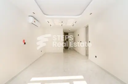 شقة - 2 غرف نوم - 3 حمامات للايجار في المسيلة - المسيلة - الدوحة