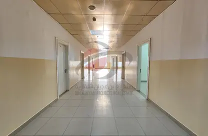 Labor Camp - Studio - 4 Bathrooms for rent in Salwa Road - Old Industrial Area - Al Rayyan - Doha