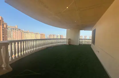 Apartment - 3 Bedrooms - 4 Bathrooms for rent in West Porto Drive - Porto Arabia - The Pearl Island - Doha