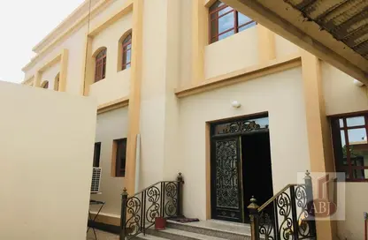 Villa - 5 Bedrooms - 5 Bathrooms for rent in Al Hadara Street - Al Thumama - Doha