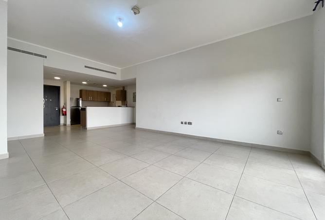 990643 - Property Image 3