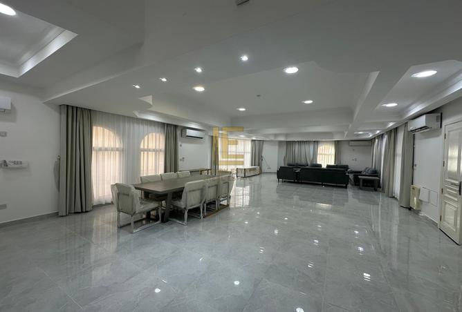 852072 - Property Main Image