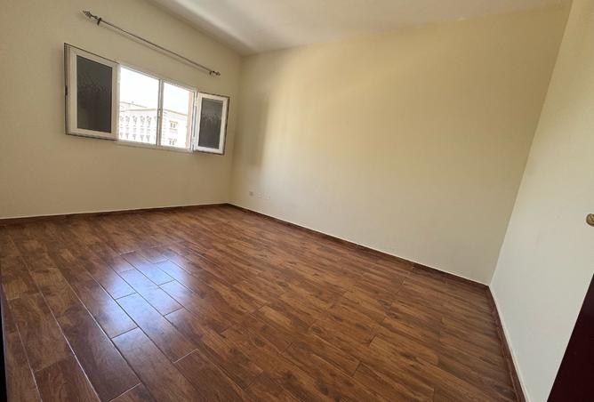 967881 - Property Image 3