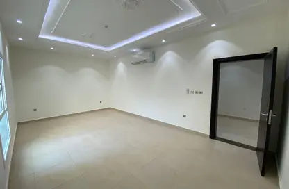 شقة - 2 غرف نوم - 2 حمامات للايجار في شارع النصر - النصر - الدوحة شقة - 2 غرف نوم - 2 حمامات للايجار في شارع النصر - النصر - الدوحة