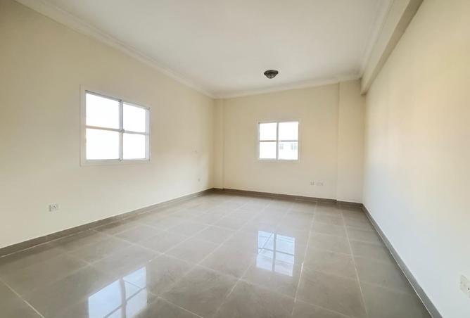 977004 - Property Image 3