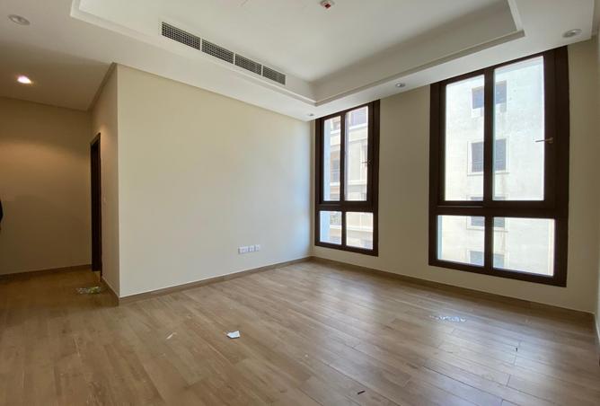 938002 - Property Image 3
