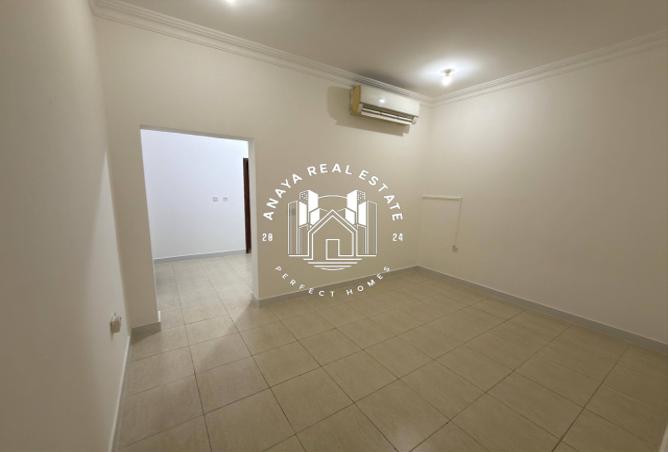 1002471 - Property Image 3