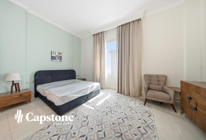 958450 - Property Image 2