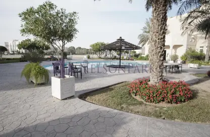فيلا - 3 غرف نوم - 3 حمامات للايجار في البوابة الجنوبية - بحيرة وست لاجون - الدوحة