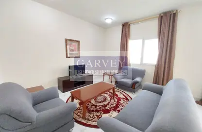 Apartment - 2 Bedrooms - 1 Bathroom for rent in Umm Al Seneem Street - Ain Khaled - Doha