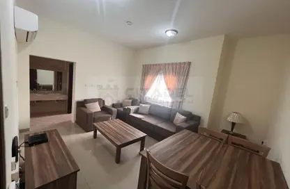 Apartment - 2 Bedrooms - 2 Bathrooms for rent in Al Tabari Street - Fereej Bin Omran - Doha