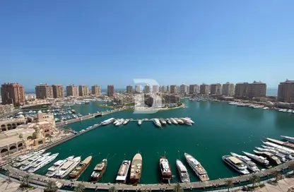 Apartment - 3 Bedrooms - 5 Bathrooms for rent in Tower 5 - Porto Arabia - The Pearl Island - Doha
