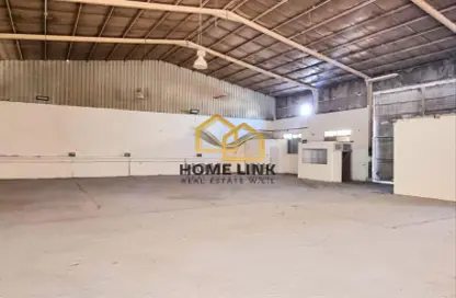 Warehouse - Studio - 1 Bathroom for rent in Industrial Area 1 - Industrial Area - Doha