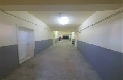 سكن عمال - استوديو - 8 حمامات للايجار في المنطقة الصناعية - الدوحة