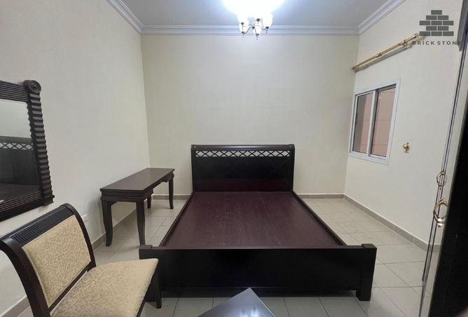 904609 - Property Image 3