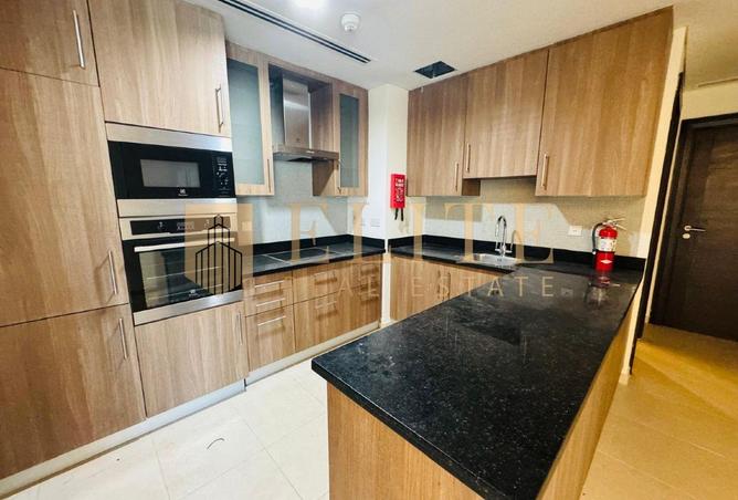 944700 - Property Image 3
