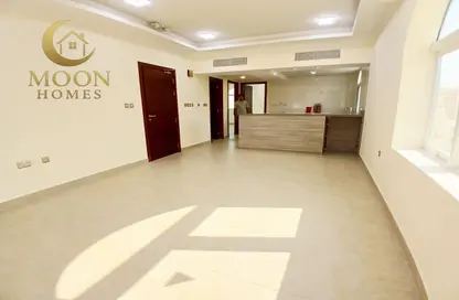 Apartment - 2 Bedrooms - 3 Bathrooms for rent in Al Mansoura - Al Mansoura - Doha