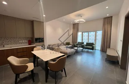 Apartment - 1 Bedroom - 1 Bathroom for rent in Ramada Commercial Building - Al Rawabi Street - Al Muntazah - Doha