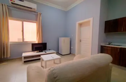 Apartment - Studio - 1 Bathroom for rent in Al Kharaitiyat - Al Kharaitiyat - Al Kharaitiyat - Umm Salal Mohammed