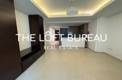 Apartment - Studio - 1 Bathroom for rent in Viva West - Viva Bahriyah - The Pearl Island - Doha