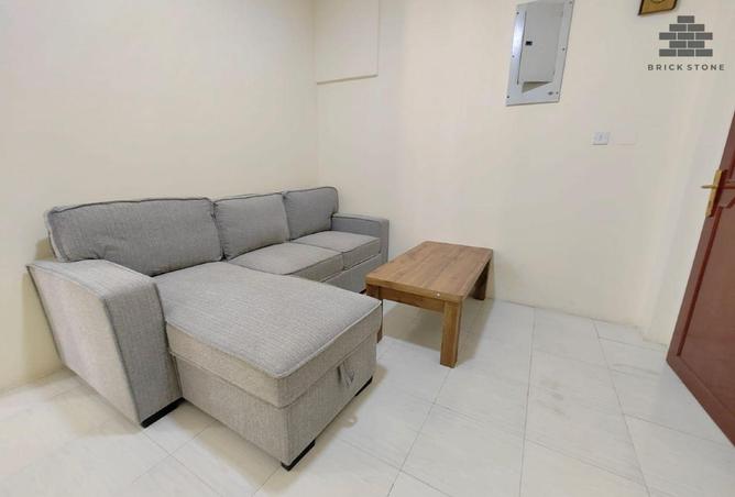 922921 - Property Image 2