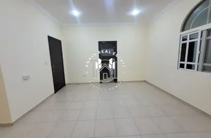 فيلا - 1 حمام للايجار في سلاطة الجديدة - سلاطة - الدوحة