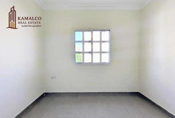 953805 - Property Image 3