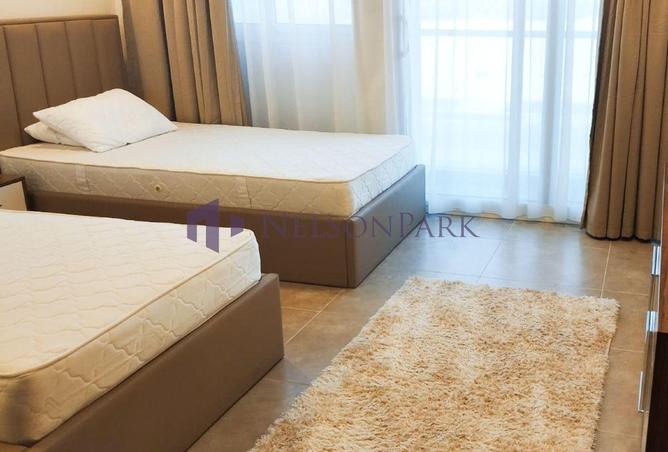 1000233 - Property Image 3