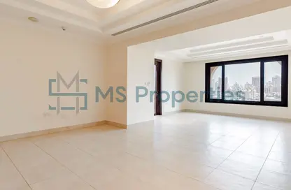 Apartment - 2 Bedrooms - 3 Bathrooms for rent in West Porto Drive - Porto Arabia - The Pearl Island - Doha