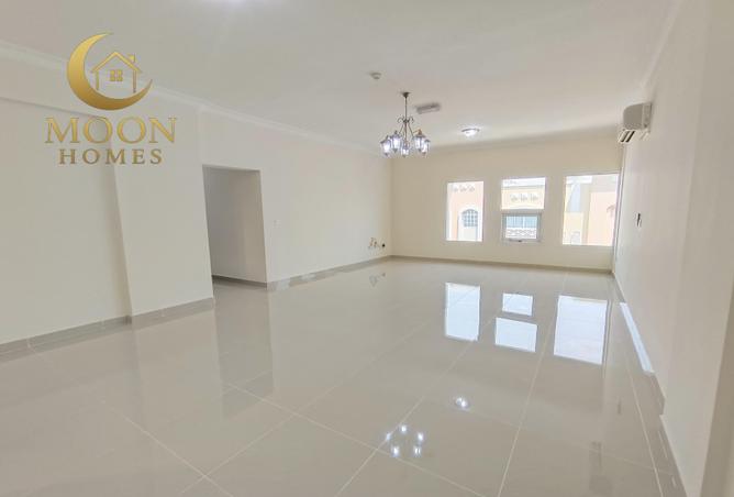 998870 - Property Main Image