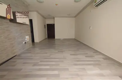 Apartment - 2 Bedrooms - 2 Bathrooms for rent in Al Mansoura - Al Mansoura - Doha