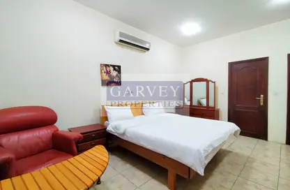 Apartment - Studio - 1 Bathroom for rent in Salwa Road - Al Aziziyah - Doha