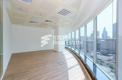 Office Space - Studio - 1 Bathroom for rent in West Bay Tower - West Bay - West Bay - Doha