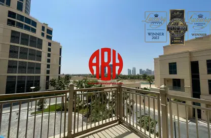Apartment - 2 Bedrooms - 3 Bathrooms for rent in Abraj Bay - Abraj Quartiers - The Pearl Island - Doha