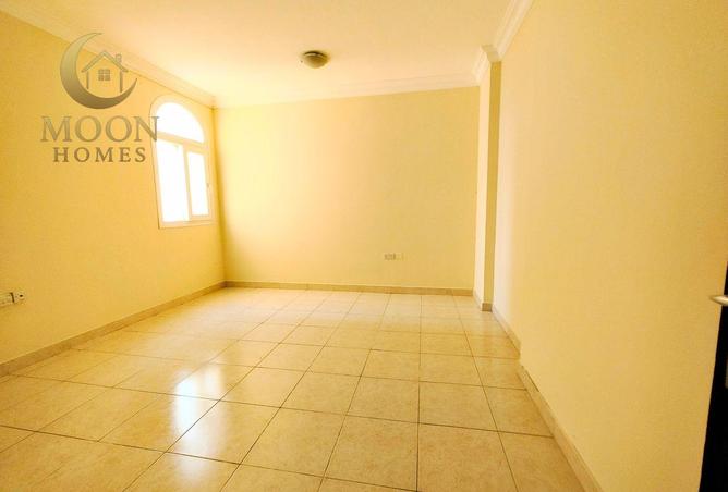 987216 - Property Image 3