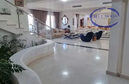 (بنتهاوس  (روف - 5 غرف نوم - 8 حمامات للايجار في طريق بورتو الغربي - بورتو أرابيا - جزيرة اللؤلؤة - الدوحة