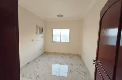 Apartment - 2 Bedrooms - 2 Bathrooms for rent in Umm Ghwailina Comm - Umm Ghuwalina - Umm Ghuwailina - Doha Apartment - 2 Bedrooms - 2 Bathrooms for rent in Umm Ghwailina Comm - Umm Ghuwalina - Umm Ghuwailina - Doha