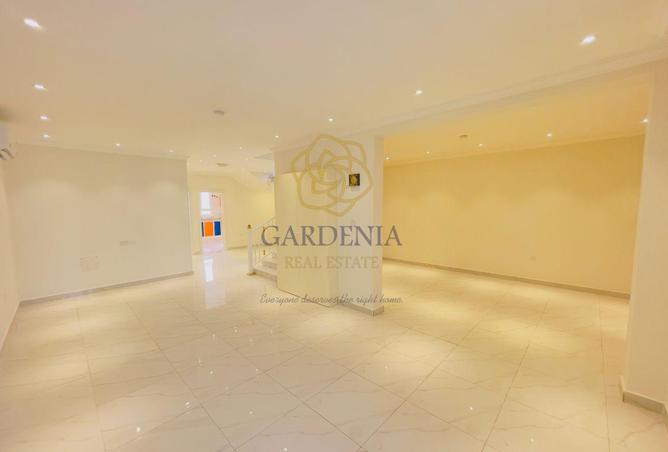 941234 - Property Image 2