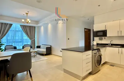 Apartment - 2 Bedrooms - 2 Bathrooms for rent in Marina Tower 21 - Marina District - Lusail